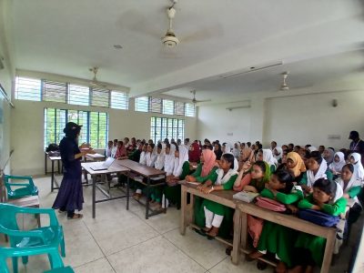 কৈশোর স্বাস্থ্য ও বাল্যবিবাহ প্রতিরোধ সেশন